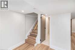 250 ROSSLYN Avenue N | Hamilton Ontario | Slide Image Thirty-three