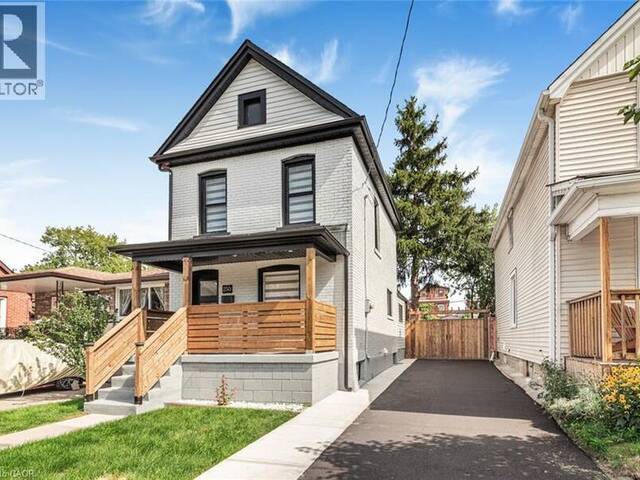 250 ROSSLYN Avenue N Hamilton Ontario, L8L 7R1 - 4 Bedrooms Home For Sale