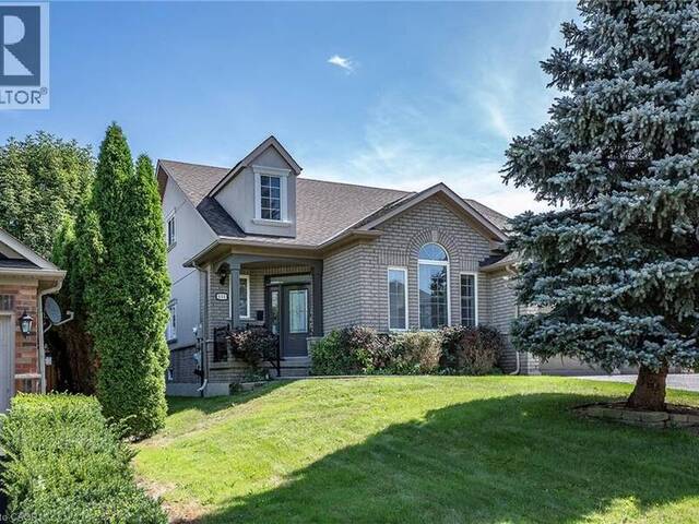 151 MOORE Crescent Hamilton Ontario, L9G 4Z9 - 4 Bedrooms Home For Sale