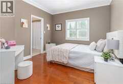 151 MOORE Crescent | Hamilton Ontario | Slide Image Nineteen