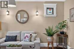 50 WEXFORD Avenue S | Hamilton Ontario | Slide Image Eight