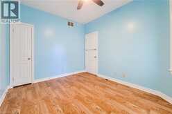 41 VINTNERS Lane | Grimsby Ontario | Slide Image Thirty
