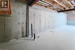 41 VINTNERS Lane | Grimsby Ontario | Slide Image Thirty-five