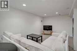 280 PENN Drive | Burlington Ontario | Slide Image Thirty