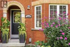 2268 WESTOAK TRAILS Boulevard | Oakville Ontario | Slide Image Three