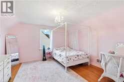 44 GREEN MEADOW Road | Hamilton Ontario | Slide Image Fourteen