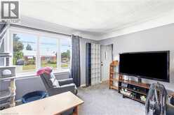 44 GREEN MEADOW Road | Hamilton Ontario | Slide Image Six