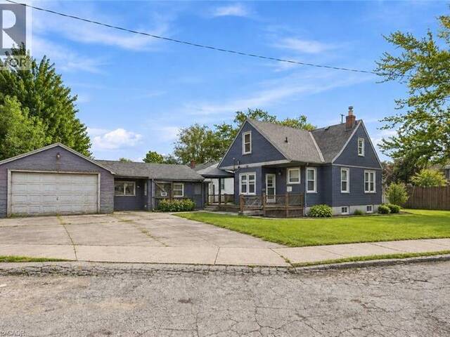 240 PELHAM Road St. Catharines Ontario, L2S 1X6 - 3 Bedrooms Home For Sale