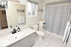 130 CHARING Drive | Hamilton Ontario | Slide Image Thirty