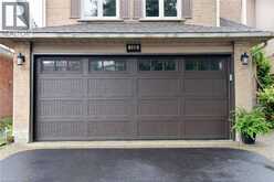 130 CHARING Drive | Hamilton Ontario | Slide Image Thirty-two