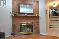 130 CHARING Drive | Hamilton Ontario | Slide Image Eight