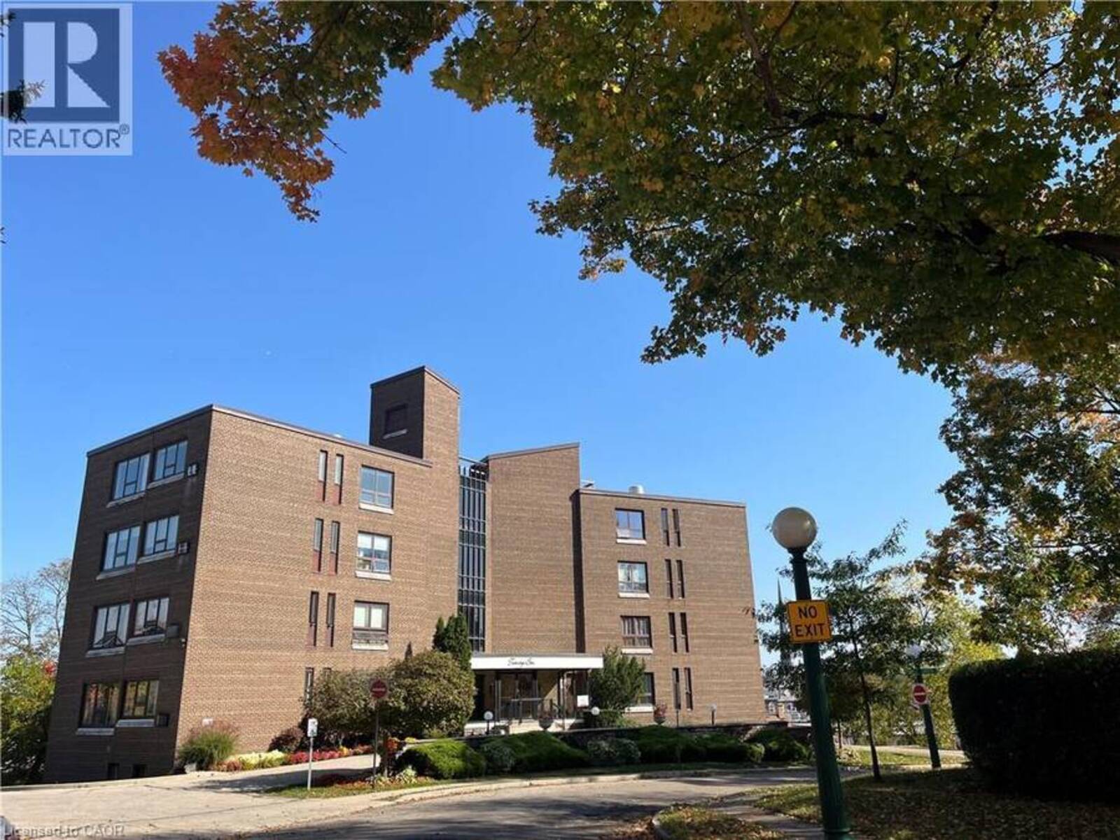 26 WENTWORTH Avenue Unit# 2 S, Cambridge, Ontario N1S 1G6