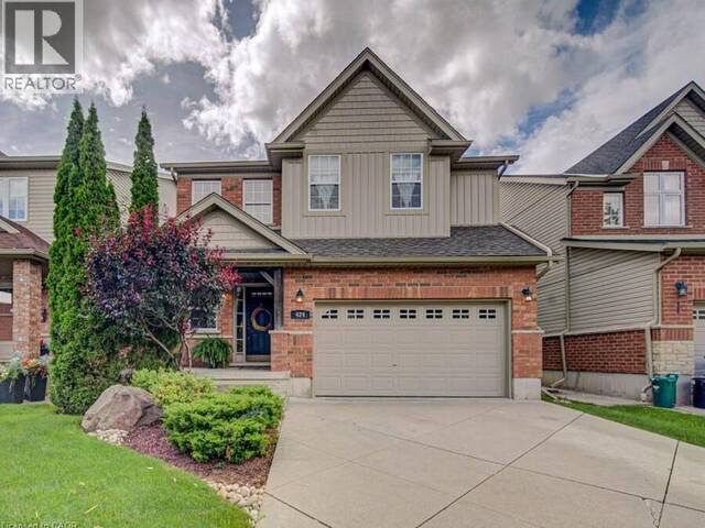 424 SAUVE Crescent Waterloo Ontario, N2T 2Y8 - 4 Bedrooms Home For Sale