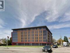 906 MAIN Street W Hamilton Ontario, L8S 4P9