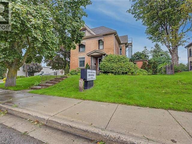 22 HARVEY Street Tillsonburg Ontario, N4G 3J6 - 3 Bedrooms Home For Sale