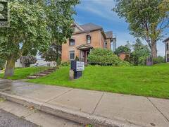 22 HARVEY Street Tillsonburg Ontario, N4G 3J6