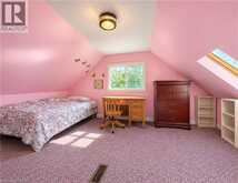 660 BURGESS Avenue | Hamilton Ontario | Slide Image Fifteen