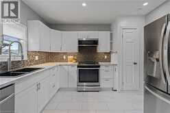 3 1/2 DUNDONALD Street | St. Catharines Ontario | Slide Image Sixteen