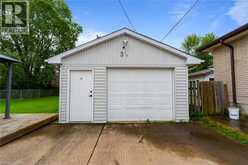 3 1/2 DUNDONALD Street | St. Catharines Ontario | Slide Image Thirty-one