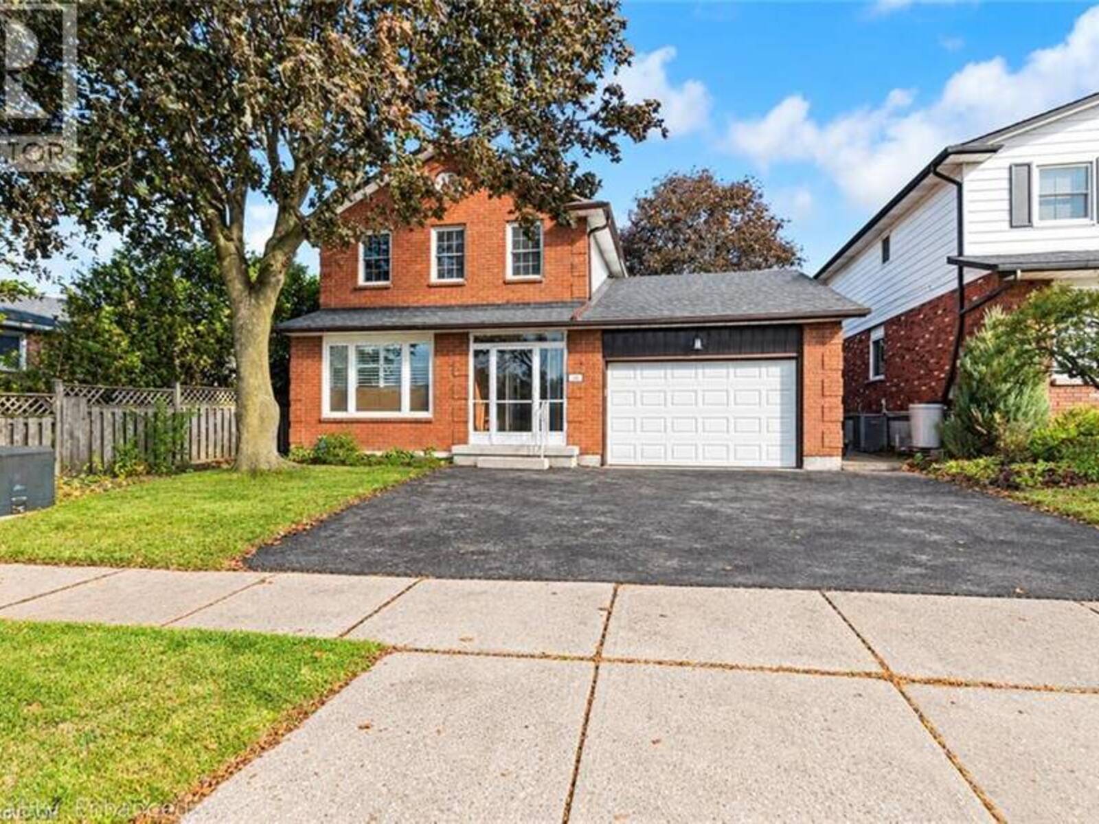 10 ATLAS Street, Hamilton, Ontario L8J 2B8
