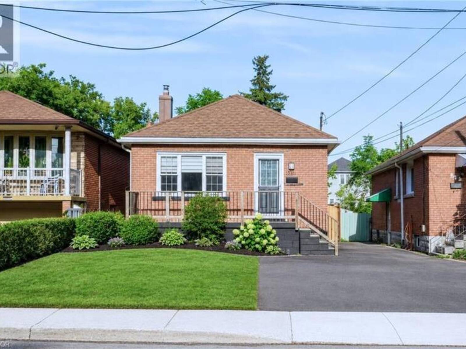 256 EAST 25TH Street, Hamilton, Ontario L8V 3A7