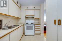 212 KERR Street Unit# 906 | Oakville Ontario | Slide Image Thirty