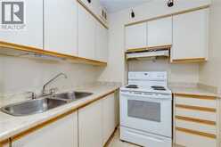 212 KERR Street Unit# 906 | Oakville Ontario | Slide Image Thirty-one