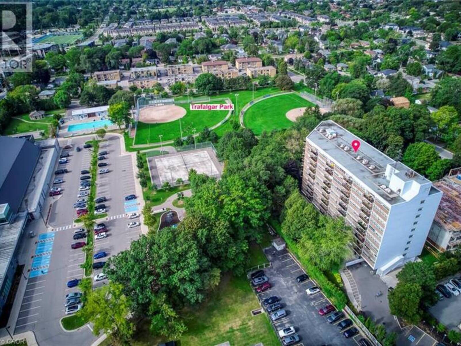 212 KERR Street Unit# 906, Oakville, Ontario L6K 3B1