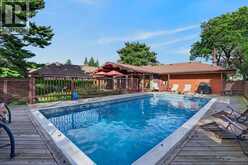 558 MOUNTAIN BROW Boulevard | Hamilton Ontario | Slide Image Five