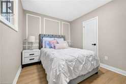 46 BOBOLINK Road | Hamilton Ontario | Slide Image Fifteen