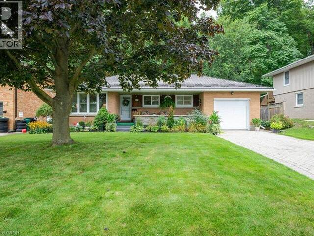 417 EDWIN Street Kitchener Ontario, N2H 4P7 - 3 Bedrooms Home For Sale