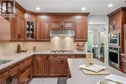 48 WOODEND Drive | Hamilton Ontario | Slide Image Thirteen