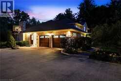 48 WOODEND Drive | Hamilton Ontario | Slide Image Three