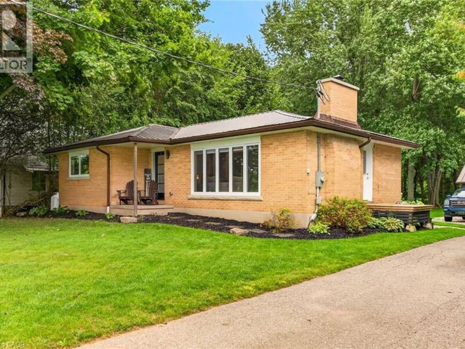 2098 ST. JOHN'S Road W, Simcoe, Ontario N3Y 4K1