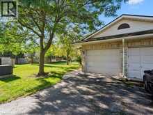 375 KINGSCOURT Drive Unit# 40 | Waterloo Ontario | Slide Image Two