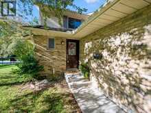 375 KINGSCOURT Drive Unit# 40 | Waterloo Ontario | Slide Image Five