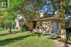 375 KINGSCOURT Drive Unit# 40 | Waterloo Ontario | Slide Image Three