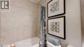668 CHELTON Road | London Ontario | Slide Image Nineteen