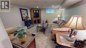 7 CAMBRIDGE Drive | Brantford Ontario | Slide Image Nineteen