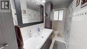 7 CAMBRIDGE Drive | Brantford Ontario | Slide Image Thirteen