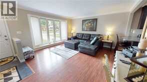7 CAMBRIDGE Drive | Brantford Ontario | Slide Image Four