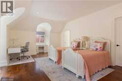 1081 ARGYLE Drive | Oakville Ontario | Slide Image Thirty-three