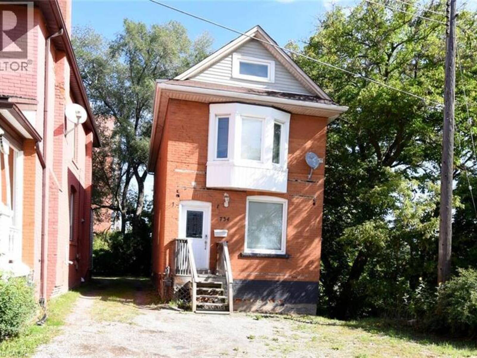734 KING Street W, Hamilton, Ontario L8S 1J8