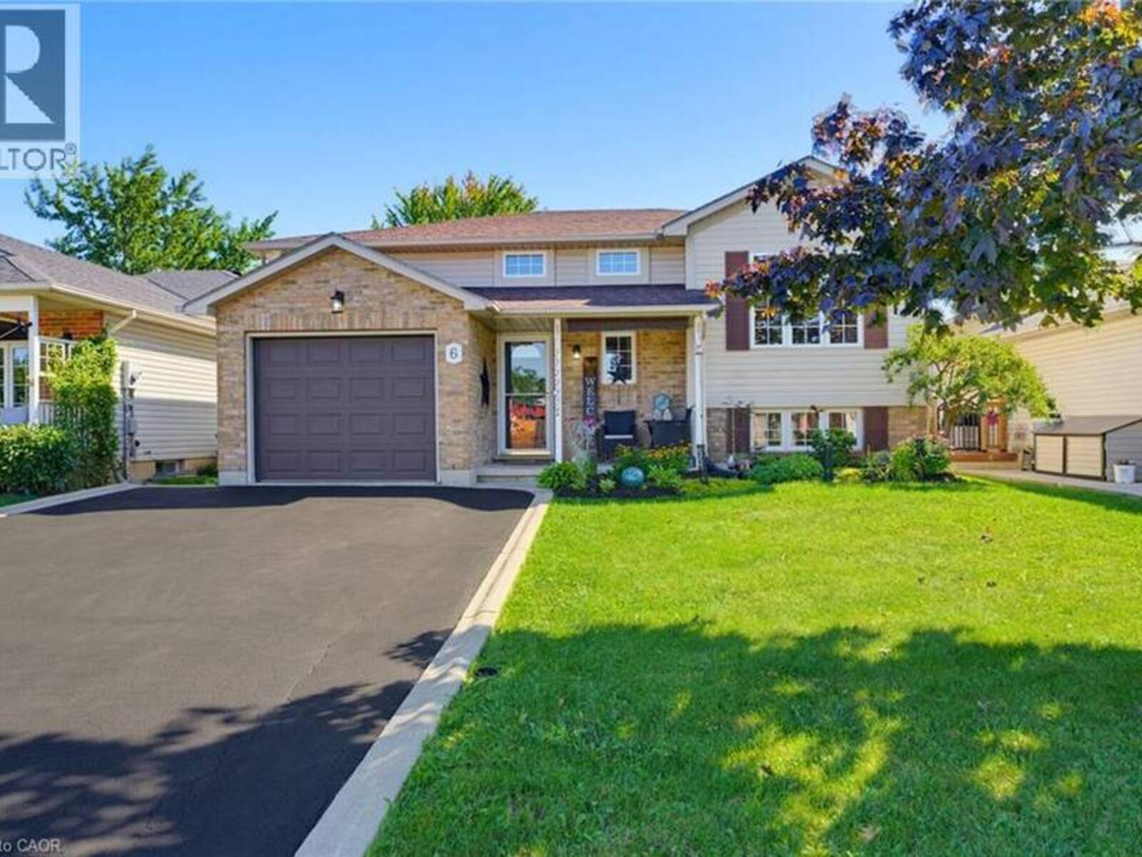 6 STUART Street W, Caledonia, Ontario N3W 2L3