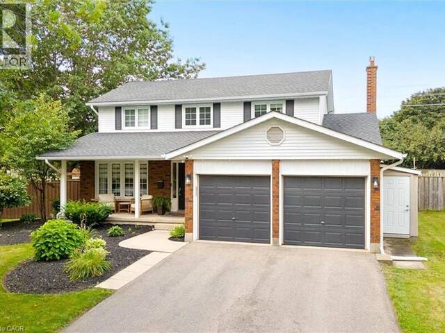315 CRIMSON Crescent Waterloo Ontario, N2K 2T2 - 4 Bedrooms Home For Sale