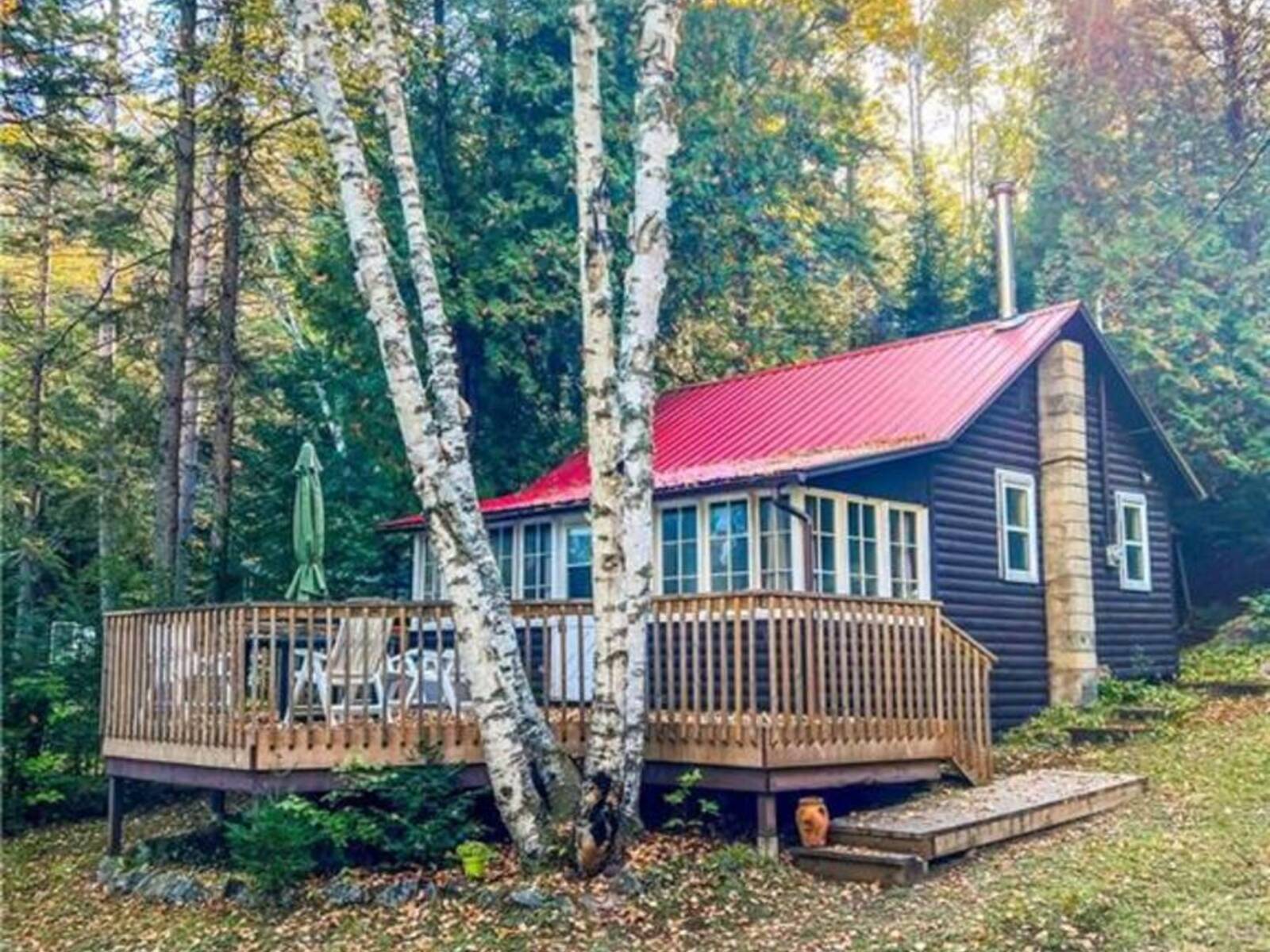 1257 PAINT LAKE Road, Lake of Bays, Ontario P0A 1E0
