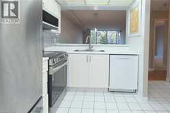 175 CEDAR Avenue Unit# 215 | Richmond Hill Ontario | Slide Image Twenty