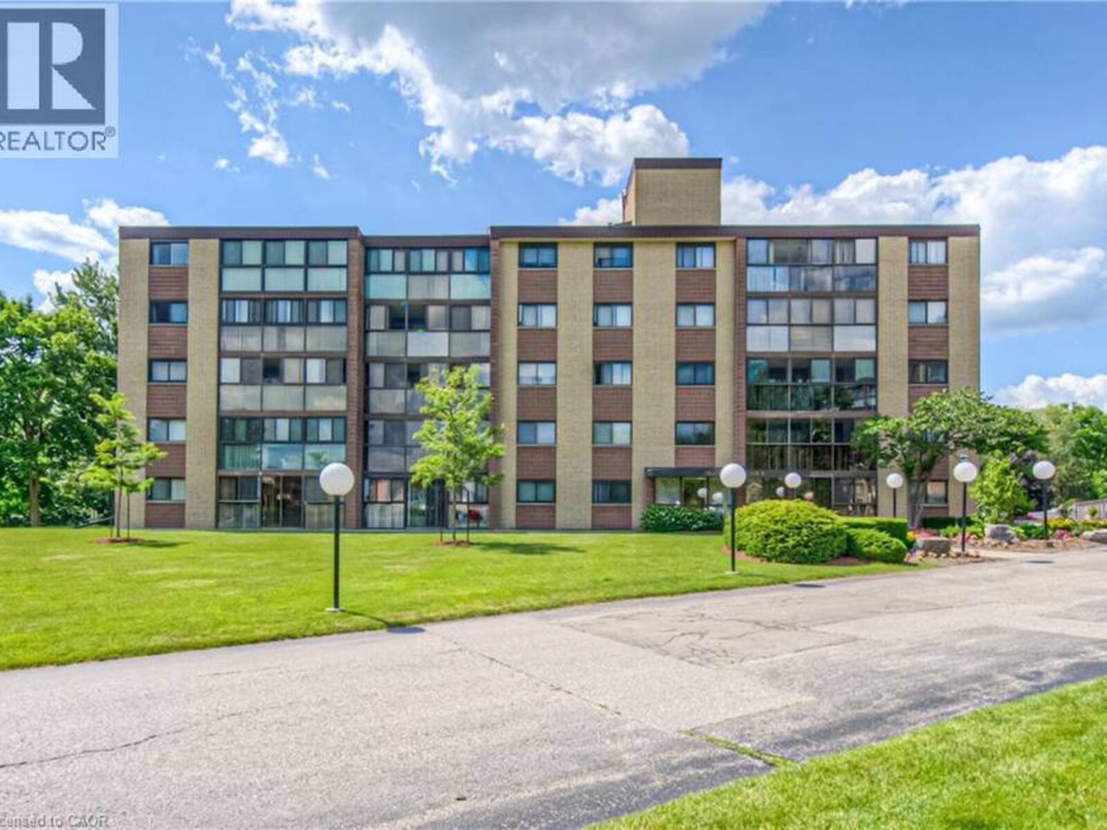380 CHAMPLAIN Boulevard Unit# 205, Cambridge, Ontario N1R 7J6