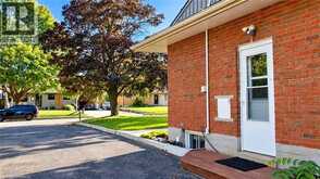 18 CLEARVIEW Drive | Cambridge Ontario | Slide Image Four