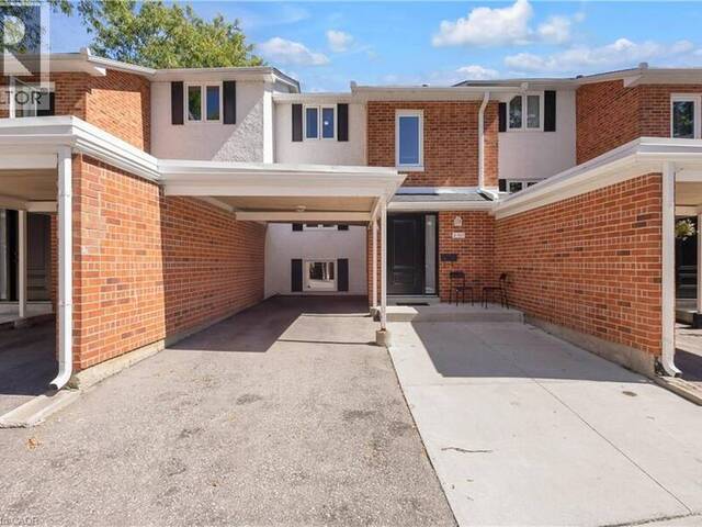 427 KEATS Way Unit# 2 Waterloo Ontario, N2L 5S7 - 5 Bedrooms Condo For Sale
